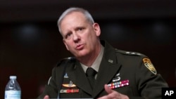 Gjeneral Lietnant Scott Berrier duke dëshmuar gjatë seancës dëgjimore për kërcënimet në botë (10 maj 2022)