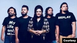 ব্যান্ড চিরকুট