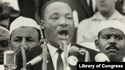 Mwaka 1963, Martin Luther King, Jr. alitoa hotuba yake maarufu ya “I Have a Dream Speech” wakati wa maandamano yanayohusu ajira na uhuru kwenye eneo la Lincoln Memorial