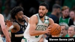 Jayson Tatum, porteur d'eau des Celtics de Boston