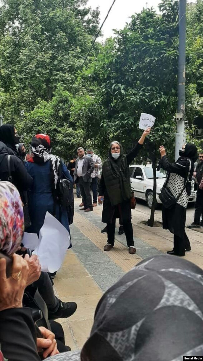 اعتراضات سراسری معلمان در ایران، ۲۲ اردیبهشت ۱۴۰۱