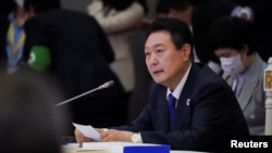 韩国总统尹锡悦在金边参加东盟峰会（2022年11月）。