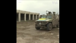 俄罗斯军队遗弃弹药从赫尔松地区撤离 