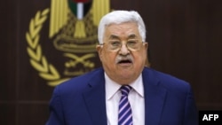 Le président palestinien Mahmoud Abbas préside une réunion du Comité exécutif de l'Organisation de libération de la Palestine au siège de l'Autorité palestinienne à Ramallah, en Cisjordanie, le 3 février 2018.