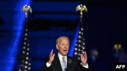 Presiden terpilih AS Joe Biden menyampaikan sambutan di Wilmington, Delaware, pada 7 November 2020, setelah dinyatakan sebagai pemenang dalam pilpres AS. (Foto: AFP)