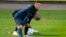 Foto Achiv: Cristiano Ronaldo ap fe egzesis pandan antrenman seleksyon nasyonal Potigal la nan Lisbon, 14 Nov. 2022. 
