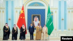 8일 사우디아라비아 리야드에서 시진핑 중국 국가주석과 빈 살만 사우디 왕세자가 회담했다.