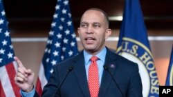 Lider da minoria democrata na Câmara dos Representantes Hakeem Jeffries