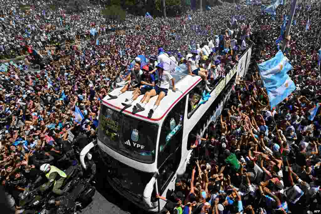 Festa na Argentina pela conquista da Taça do Mundo de Futebol. Buenos Aires, Argentina, 20 de Dezembro 2022