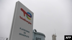 Le patron de TotalEnergies devrait se rendre cette semaine au Mozambique pour "discuter et évaluer les conditions de reprise des activités" d'exploitation de gaz naturel dans le nord-est du pays