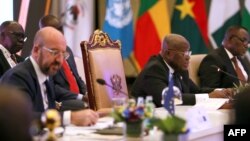 Le président ghanéen Nana Akufo-Addo, Sept Etats d'Afrique de l'Ouest ont entamé mardi une réunion avec plusieurs dirigeants européens en vue d'accroître leur coopération dans la lutte contre la propagation des violences jihadistes du Sahel
