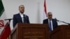 Menteri Luar Negeri Iran Hossein Amir-Abdollahian (kiri) dan Menlu Lebanon Abdallah Bou Habib memberikan konferensi pers bersama di Beirut, Lebanon hari Jumat, 13 Januari 2023.