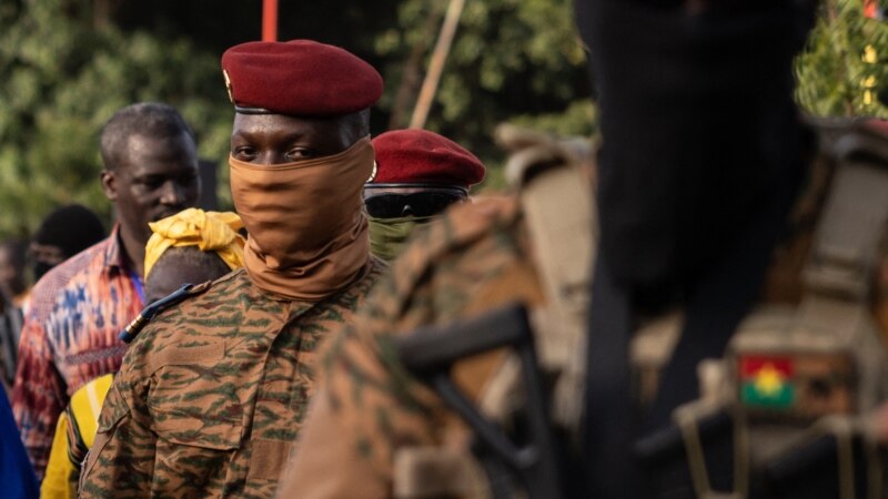 Le gouvernement burkinabè réquisitionne de l'or auprès des mines du pays