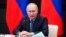 Tổng thống Nga Vladimir Putin phát biểu trong cuộc gặp với lãnh đạo các doanh nghiệp tổ hợp công nghiệp-quân sự ở Tula, Nga, ngày 23 tháng 12 năm 2022.