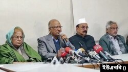  রাজধানীর নয়াপল্টনে বিএনপির কেন্দ্রীয় কার্যালয়ে এক সংবাদ সম্মেলনে খন্দকার মোশাররফ