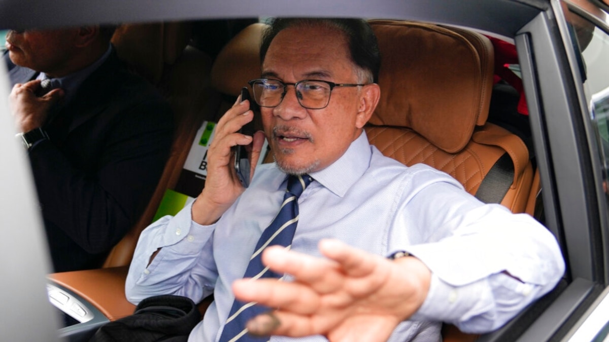 改革派领袖安华接近成为马拉西亚下任总理 – 美国之音中文网 – VOA Mandarin