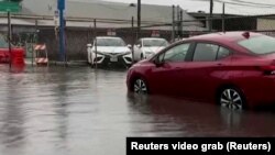 California, storm, floods (Foto: Reuters video grab)