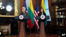 Єдність у протистоянні російській агресії засвідчили під час зустрічі в Білому домі в середу віце-президентка США Камала Гарріс та прем'єр-міністр Литви Інргіда Шимоніте.