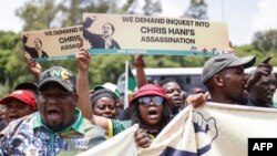 FILE: Members of the ruling African National Congress (ANC) and the South African Communist Party (SACP) protesting on 30 November 2022, against the release of Janusz Walus, who was charged with the 10 April 1993 killing of SACP Secretary-General Chris Hani.
