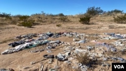 En Fotos | Objetos dejados a su paso muestran el recorrido de migrantes por la frontera