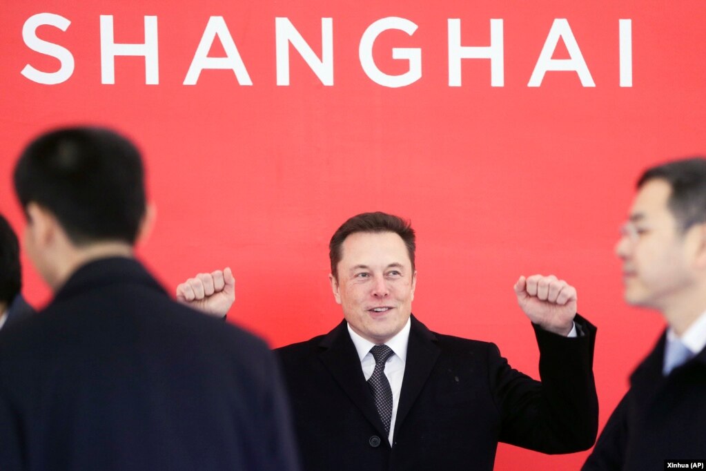 资料照：马斯克在上海出席特斯拉上海超级工厂奠基典礼。（2019年1月7日）(photo:VOA)