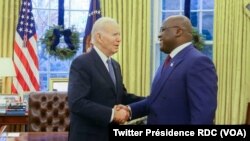 Président Joe Biden ya Etats-Unis ayambi président Félix Tshissekedi na ndako na ye ya mosala na Maison Blanche, na Washington DC, 16 décembre 2022. (Présidence ya RDC)