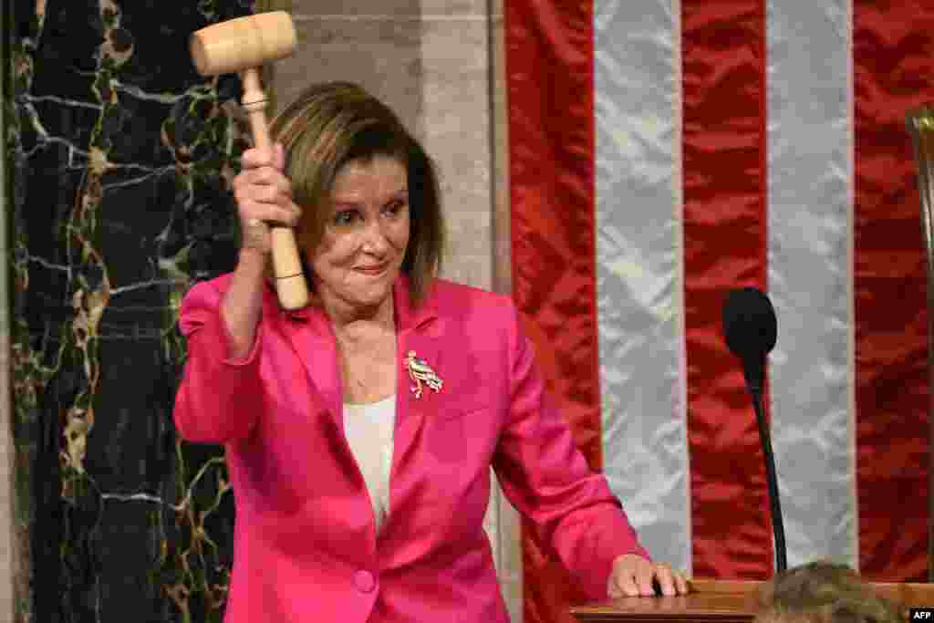 U.S. Speaker of the House Nancy Pelosi holds the gavel after ending the 117th Congress, as the House of Representatives prepares to convene for the 118th Congress, at the U.S. Capitol in Washington, Jan. 3, 2023.
