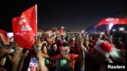 Los aficionados celebran el partido Dinamarca contra Túnez en Qatar, el 22 de noviembre de 2022.