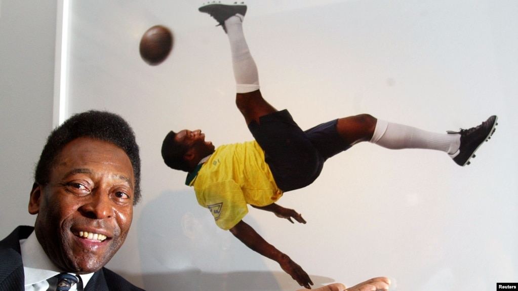 Pelé trong một sự kiện về chính ông ở London hồi tháng 10/2003.