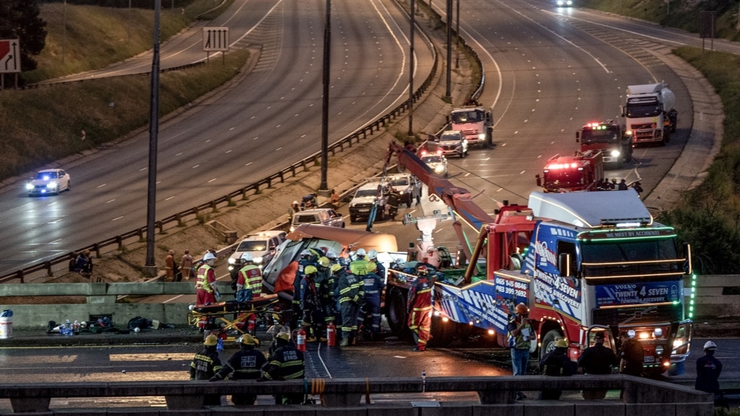 South Africa Bus, Armored Truck Accident Kills 20