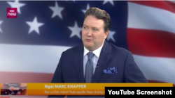 Đại sứ Hoa Kỳ tại Việt Nam Marc Knapper trả lời phỏng vấn VTC. 