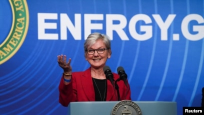 Sekretarja e Energjisë, Jennifer Granholm duke përshëndetur arritjen e shkencëtarëve (13 dhjetor 2022)