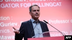 保加利亚记者葛洛西夫在巴黎政治研究学会发表讲话（2022年9月5日）
