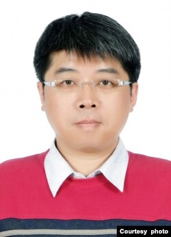 台湾东海大学工业工程与经营资讯学系兼任副教授翁俊桔