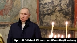 Tổng thống Nga Vladimir Putin dự lễ Giáng sinh của Chính thống giáo tại Điện Kremlin ở Moscow, Nga, ngày 7 tháng 1 năm 2023. (Ảnh do Điện Kremlin cung cấp)