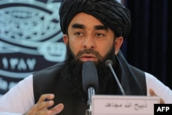 FILE - Juru Bicara Taliban Zabihullah Mujahid dalam press conference di Kabul, 5 November 2022.