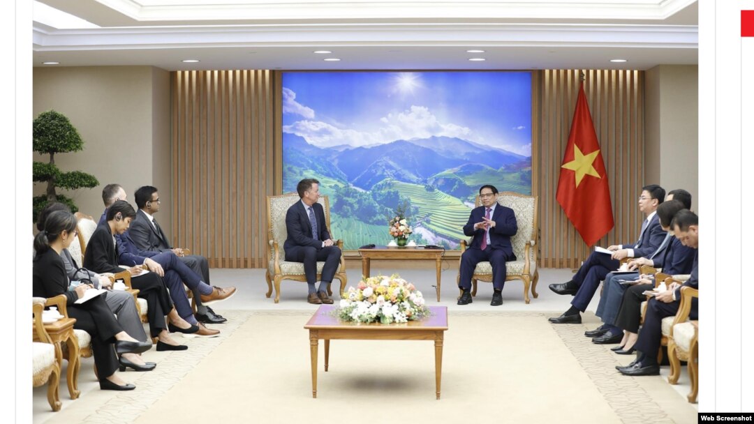 Thủ tướng Phạm Minh Chính tiếp ông Andy Campion, Giám đốc điều hành Tập đoàn Nike, tại Hà Nội vào ngày 1/12/2022.