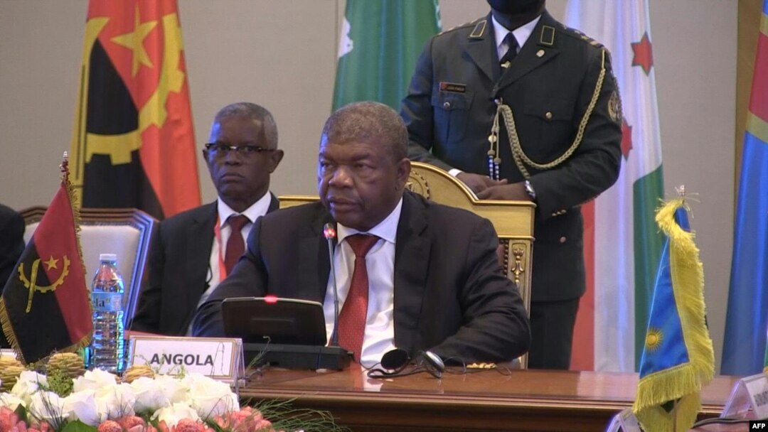 Intumwa zakiriwe na prezida wa Angola akaba n'umuhuza yatowe n'ubumwe bwa Afrika, Joao Lourenço. 