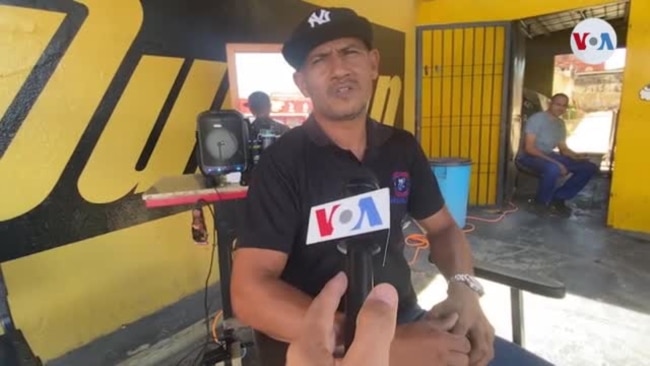 Jean Carlos, barbero venezolano