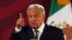 El presidente de México, Andrés Manuel López Obrador, habla durante su conferencia de prensa diaria en el Palacio Nacional, en la Ciudad de México, el 22 de junio de 2022.