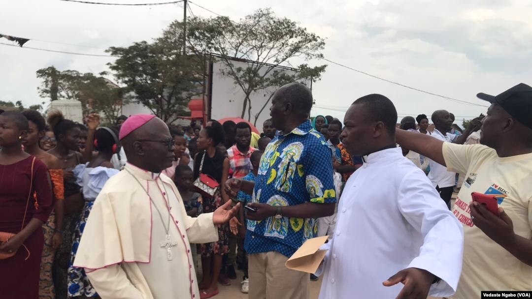 Abakoze urugendo rw'amahoro rwo kuri uno wa Mungu.