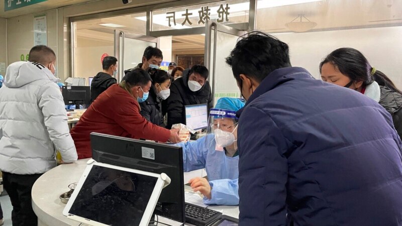 Les hôpitaux chinois débordés par les cas de Covid-19