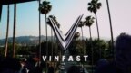 Logo VinFast tại Triển làm xe ở Los Angeles, bang California, Mỹ, vào ngày 17/11/2022.