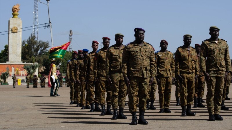 Entrée en vigueur de l'état d'urgence dans huit provinces du Faso