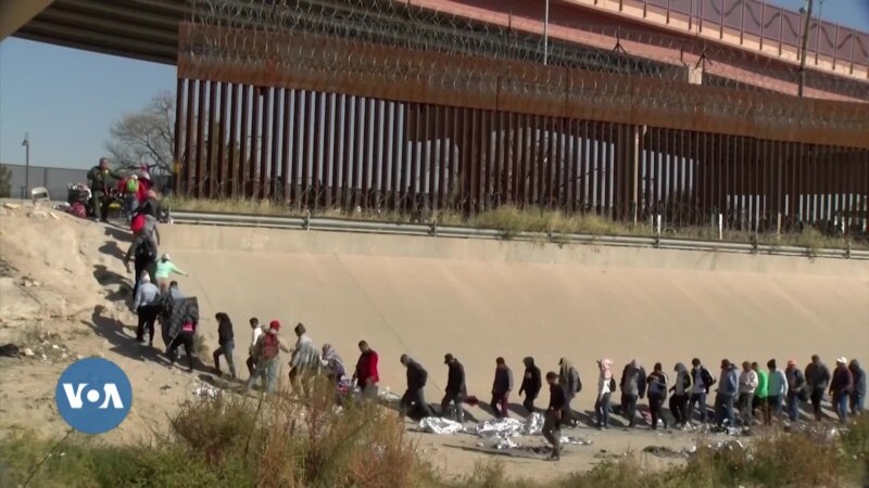 Des migrants aux portes du Texas en attendant l'expiration d'un décret d'expulsion obligatoire