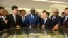 中国外长秦刚与非洲联盟主席在亚的斯亚贝巴参加非洲疾病控制预防中心的启动仪式。（2023年1月11日）
