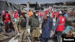 طالب مقامات وايي چې د پاکستان په هوايي بریدونو کې د معتادینو یو مرکز په نښه شوی او سلګونه کسان په کې وژل شوي او ژوبل شوي.