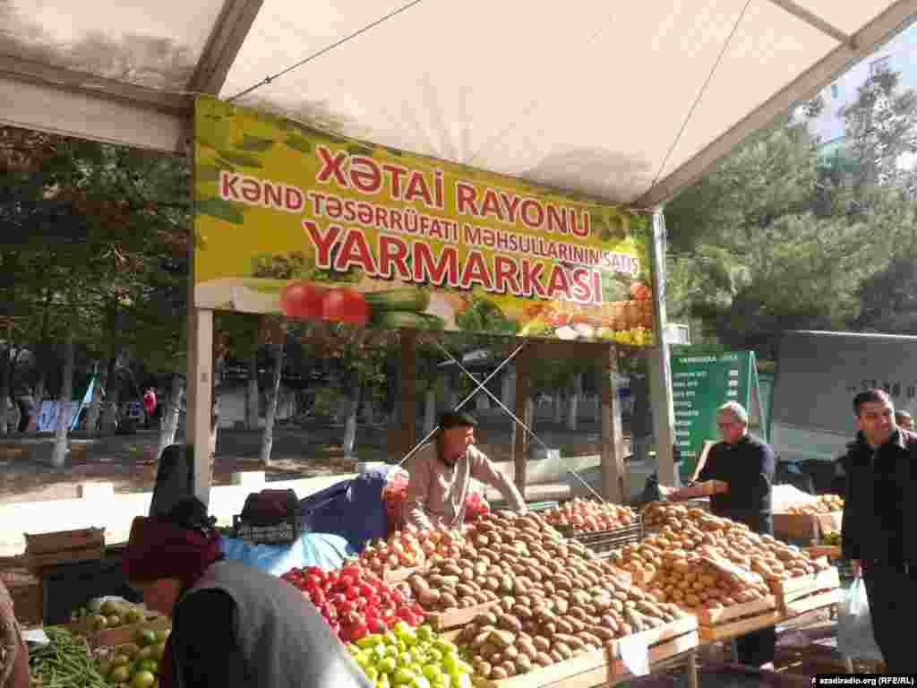 Bakının Xətai rayonunda Kənd Təsərrüfatı yarmarkası