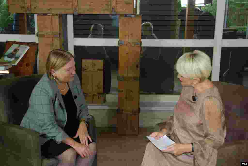 VOA Director interviews with Ilva Tare of Ora News TV Station in Tirana, Albania, September 26, 2017. 