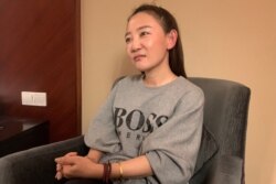 澳大利亚华裔杨恒均的妻子袁小靚在上海接受路透社的采访。（2020年10月19日）
